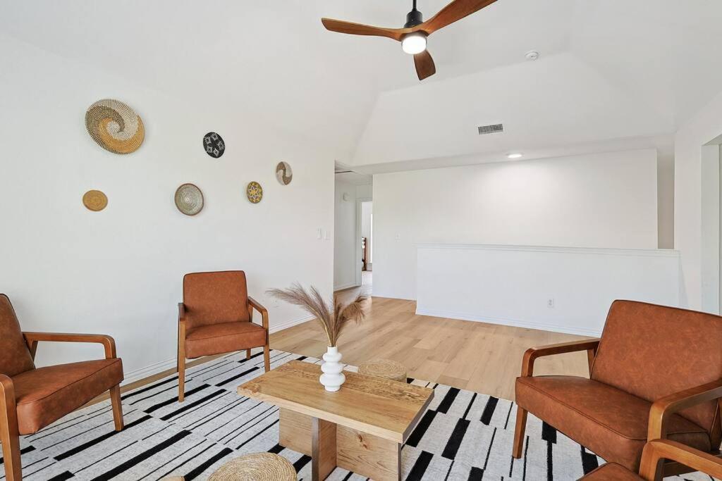 Wellness Oasis 5Br W Pool + Huge Yard + Fire Pit Villa Sachse Buitenkant foto